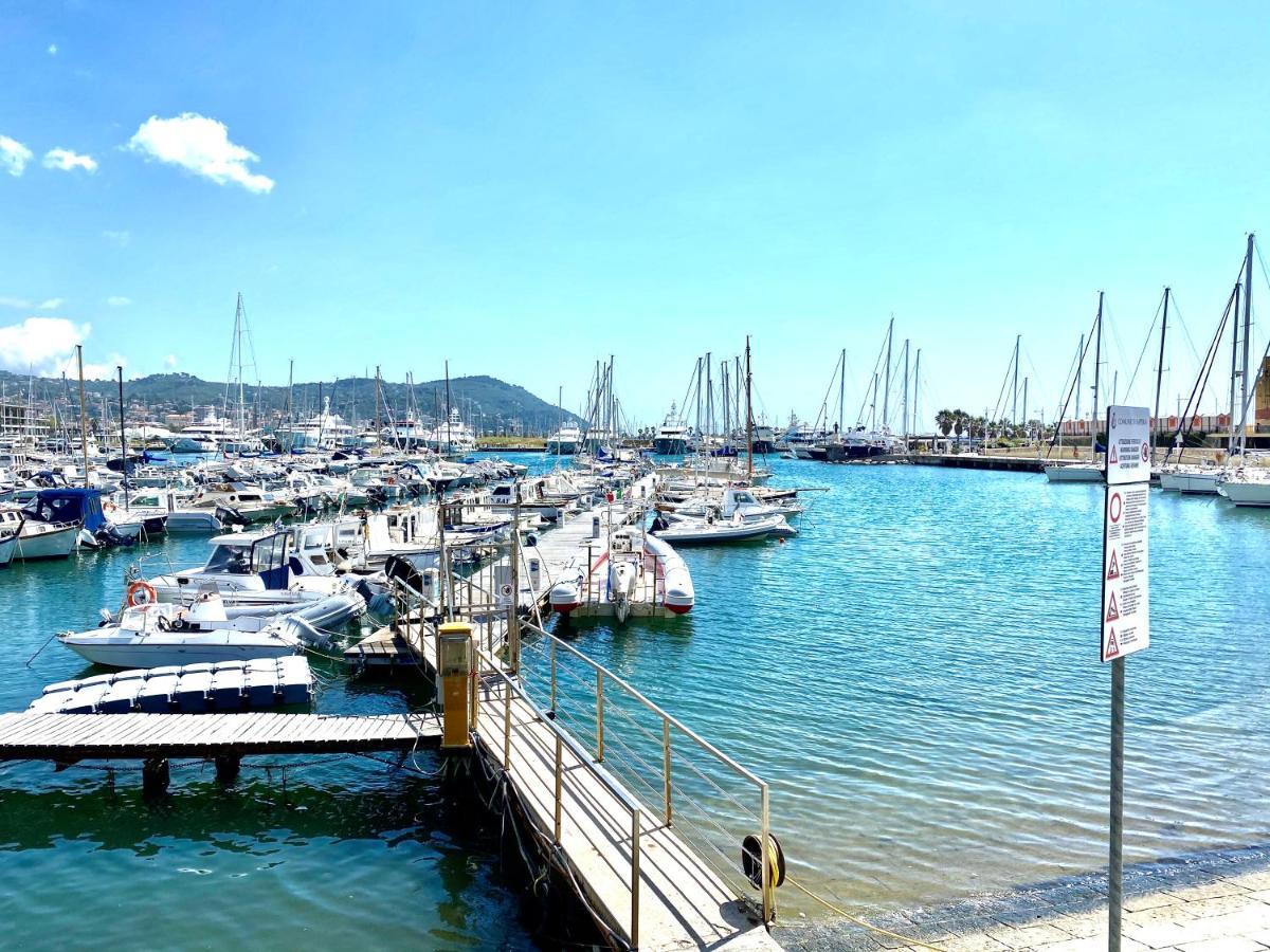 Appartamento ABCdecor Italia Imperia Esterno foto